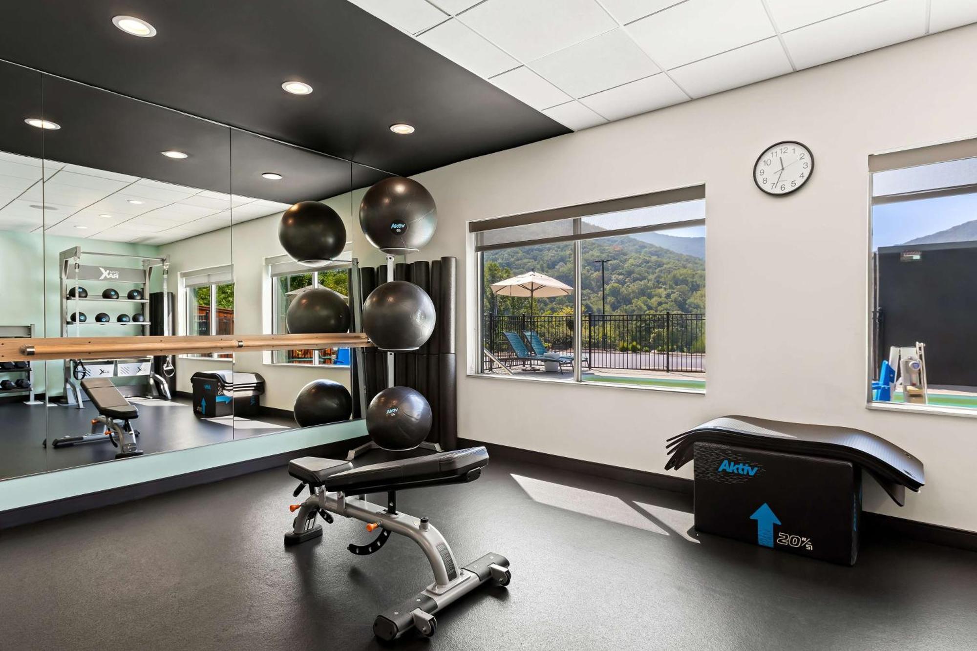 Tru By Hilton Asheville Blue Ridge Parkway Εξωτερικό φωτογραφία